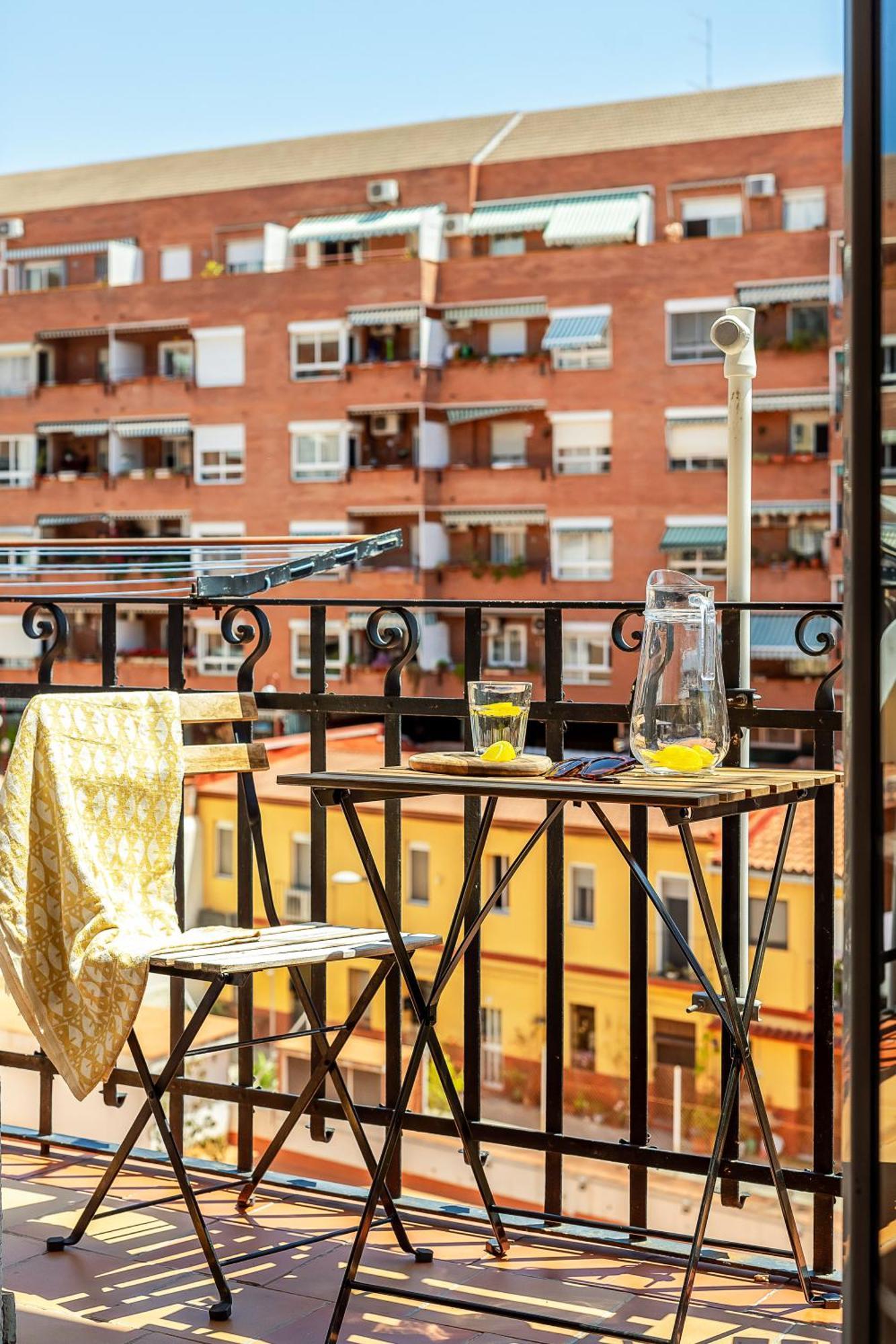 Canela Homes Barcelona Fira Exterior photo